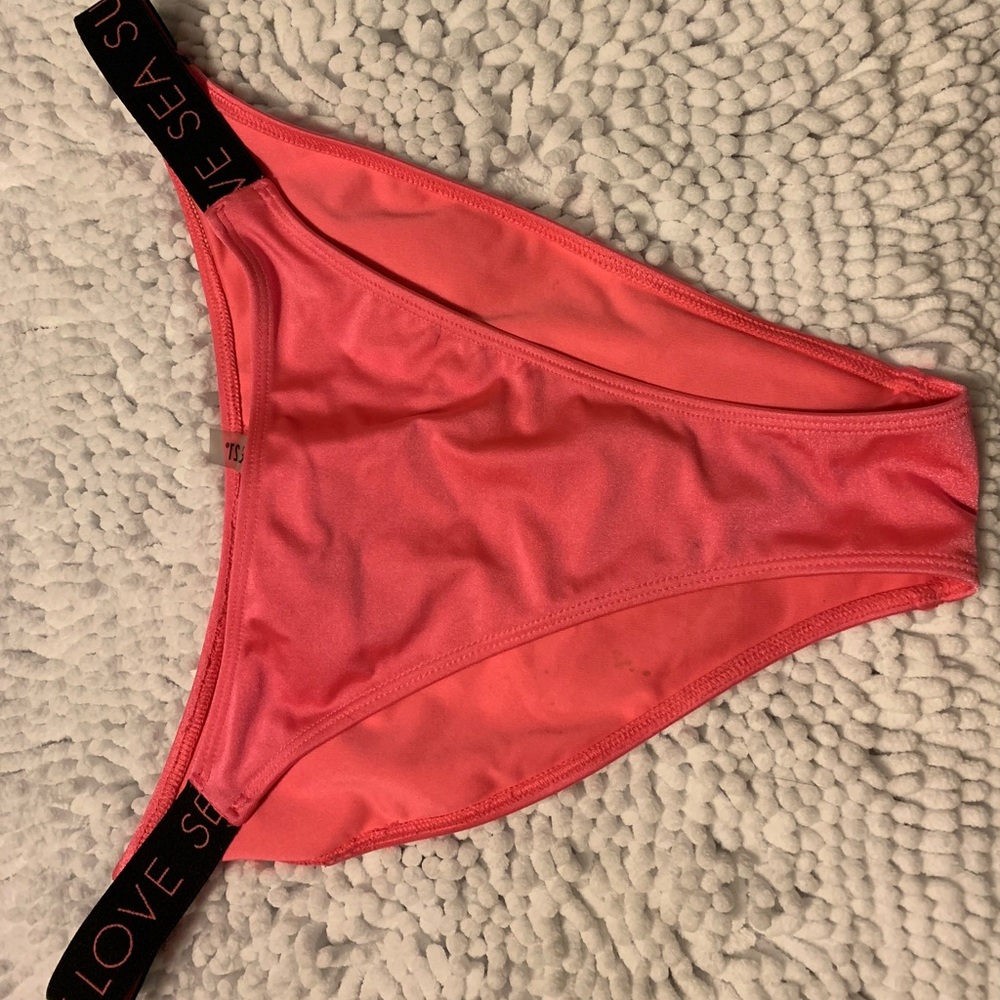 Bikini bottoms